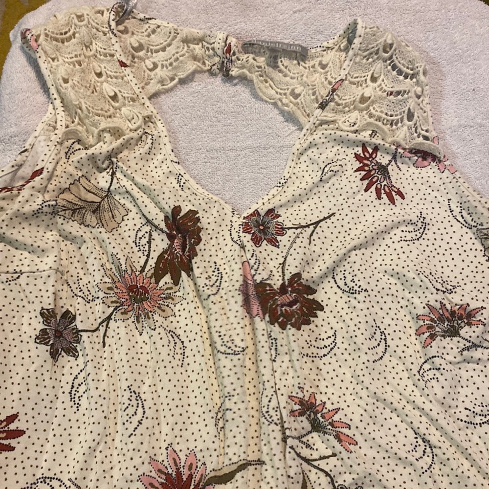 Sleeveless top size 2X